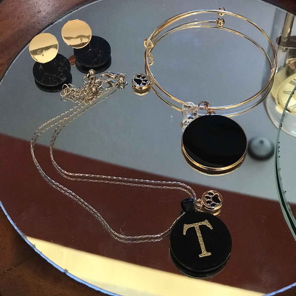 Handmade personalized jewelry set